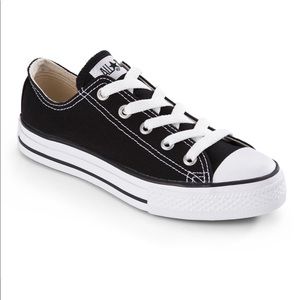 Black converse